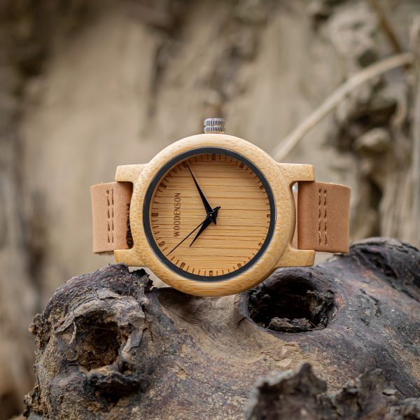 Reloj de madera de zebrano modelo Nara 39mm Woodenson Ecuador